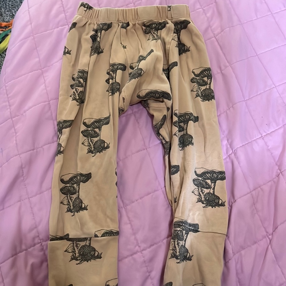Kate Quinn mushroom panda pant 3T